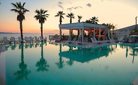 Joelle Premium Hotel